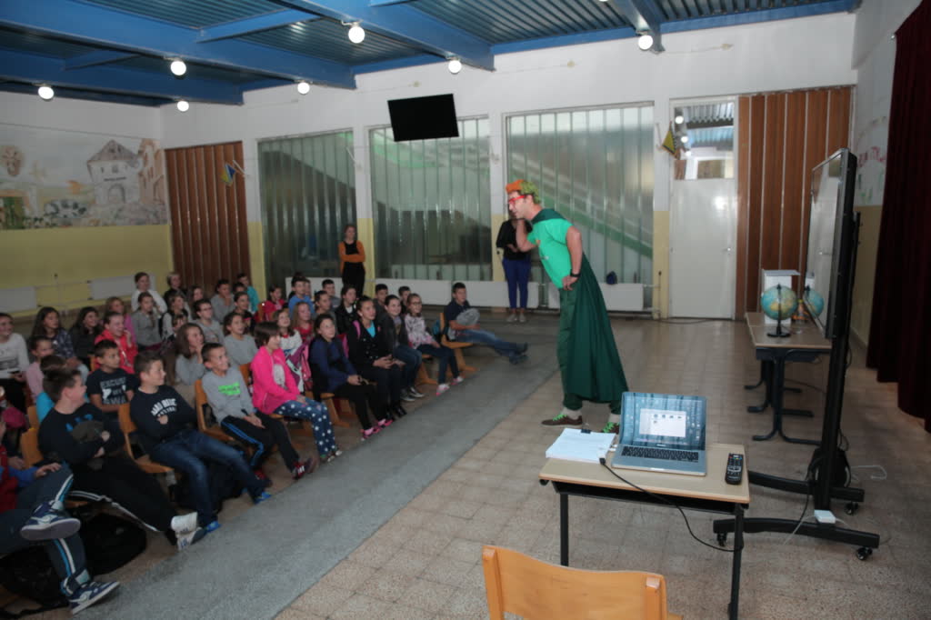 Beepster visited Srednje Elementary School in Ilijaš