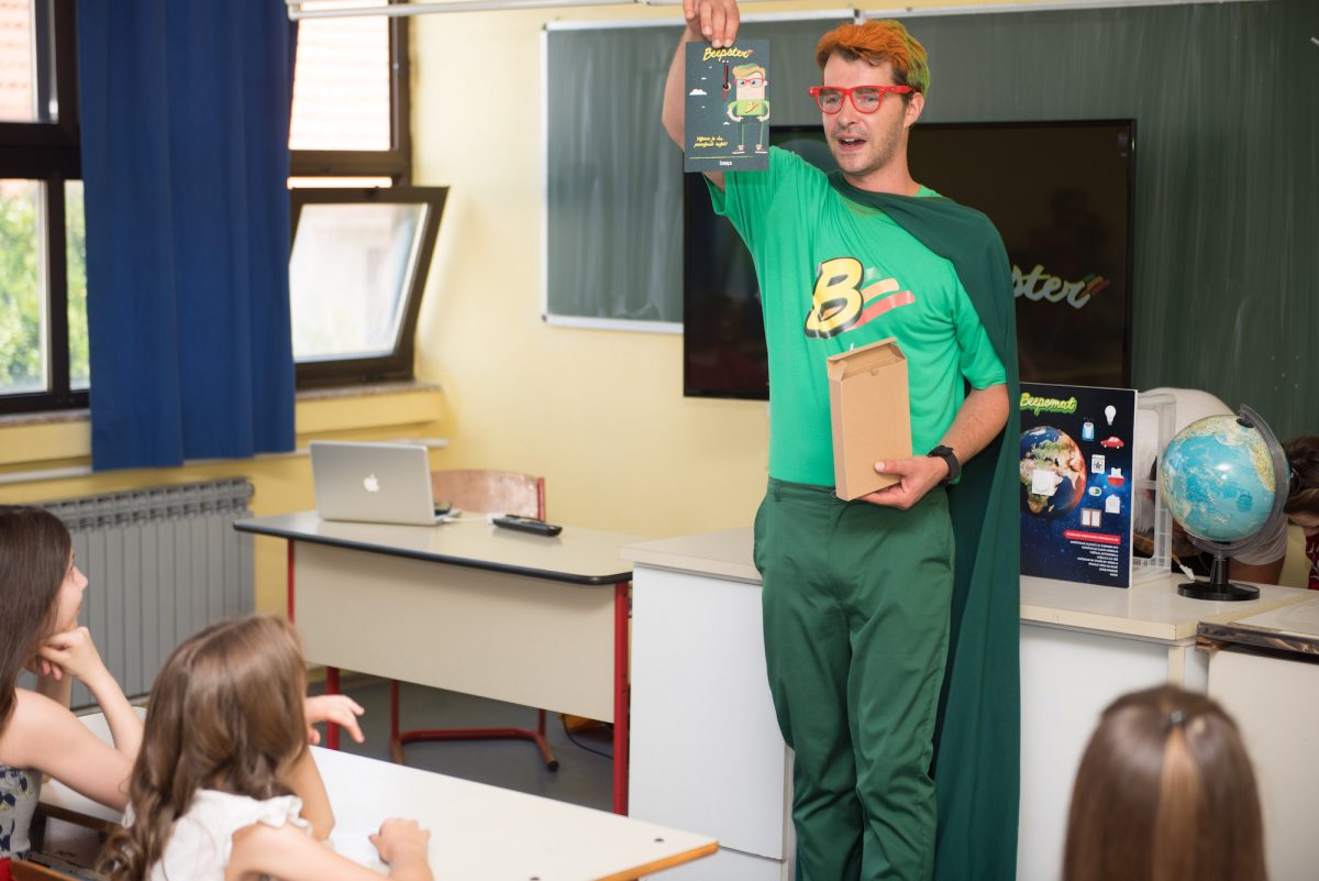 Superhero Beepster visited school children in Mostar