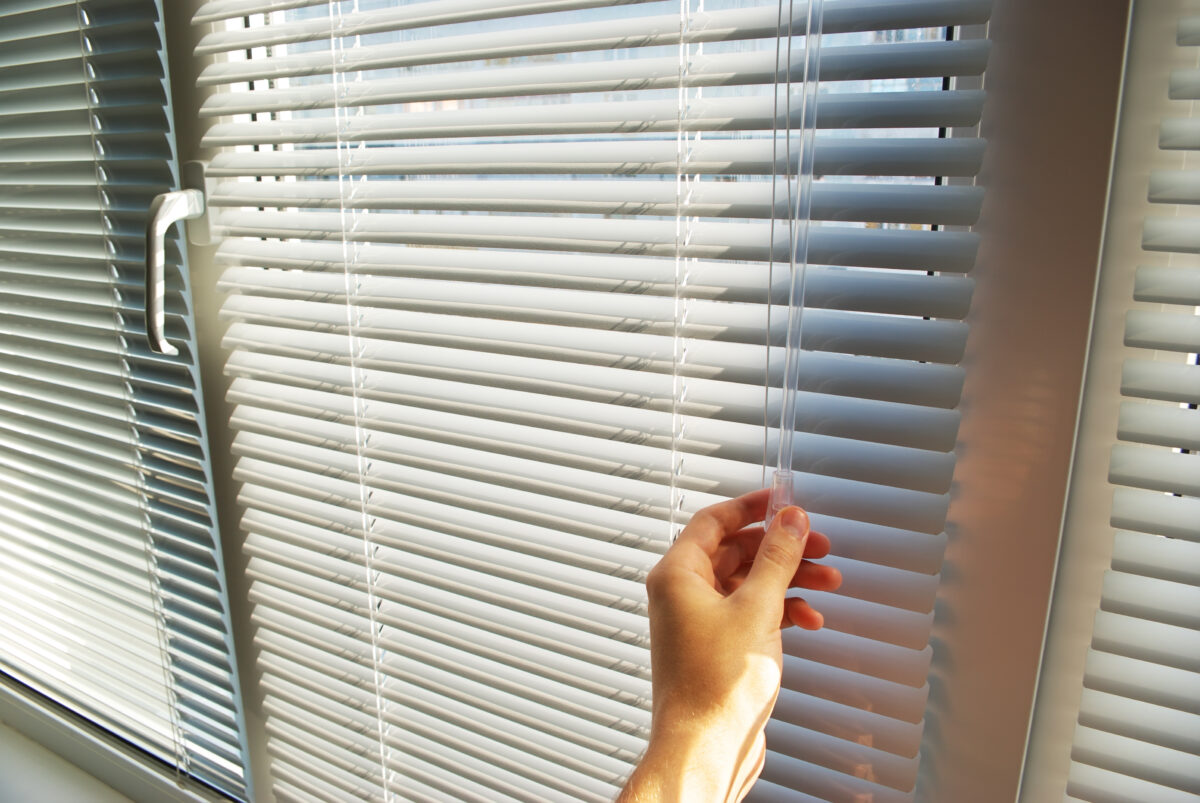 5 Mistakes People Do When Trying To Cool Down Their Living Space In Summer